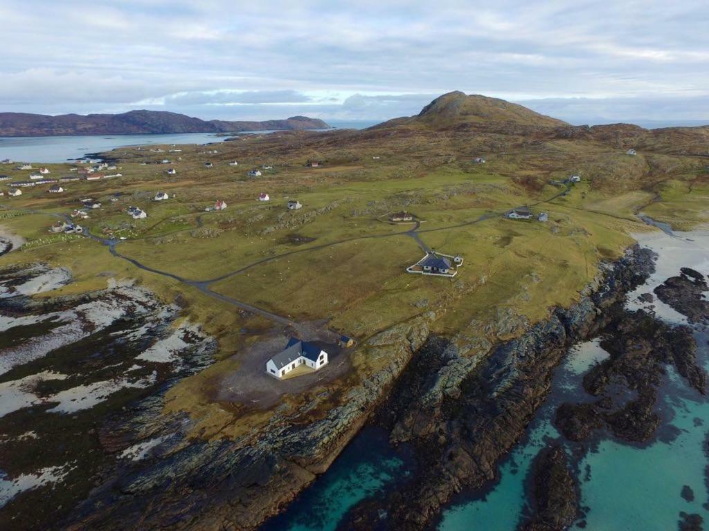 Bed and Breakfast An Taigh Mor Eriskay Экстерьер фото