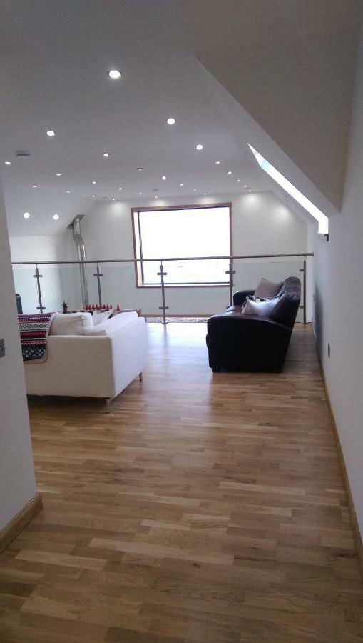 Bed and Breakfast An Taigh Mor Eriskay Экстерьер фото